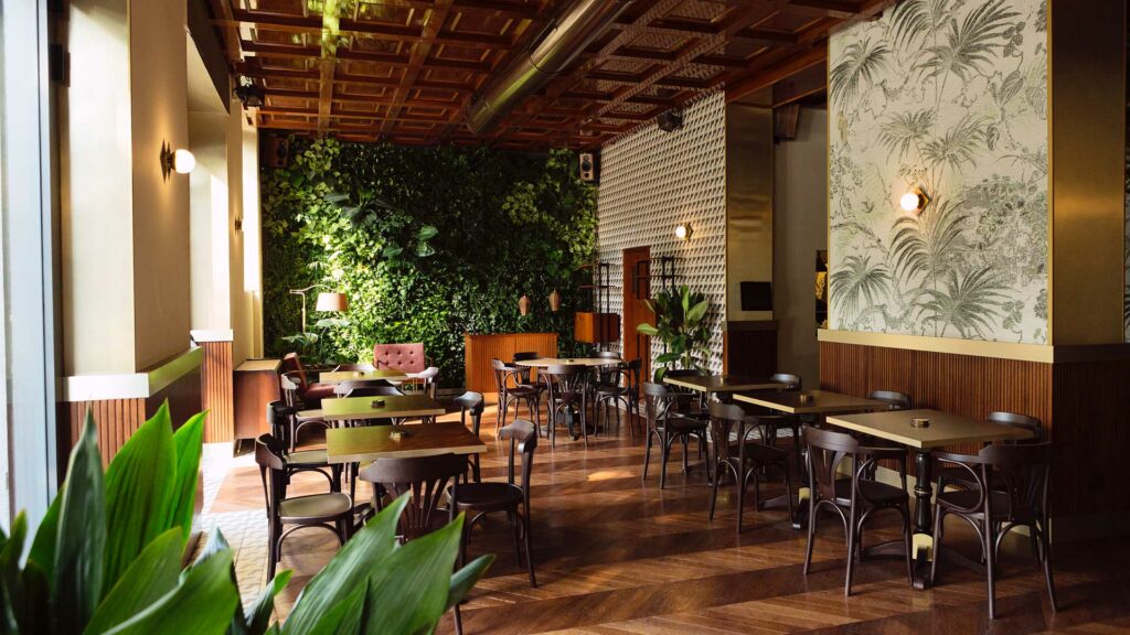 Dhole-Milano-locale-Coqtail-Milano