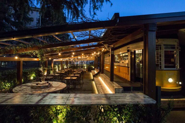 Aperitivo-a-NoLo-Milano-Tranvai-Coqtail-Milano