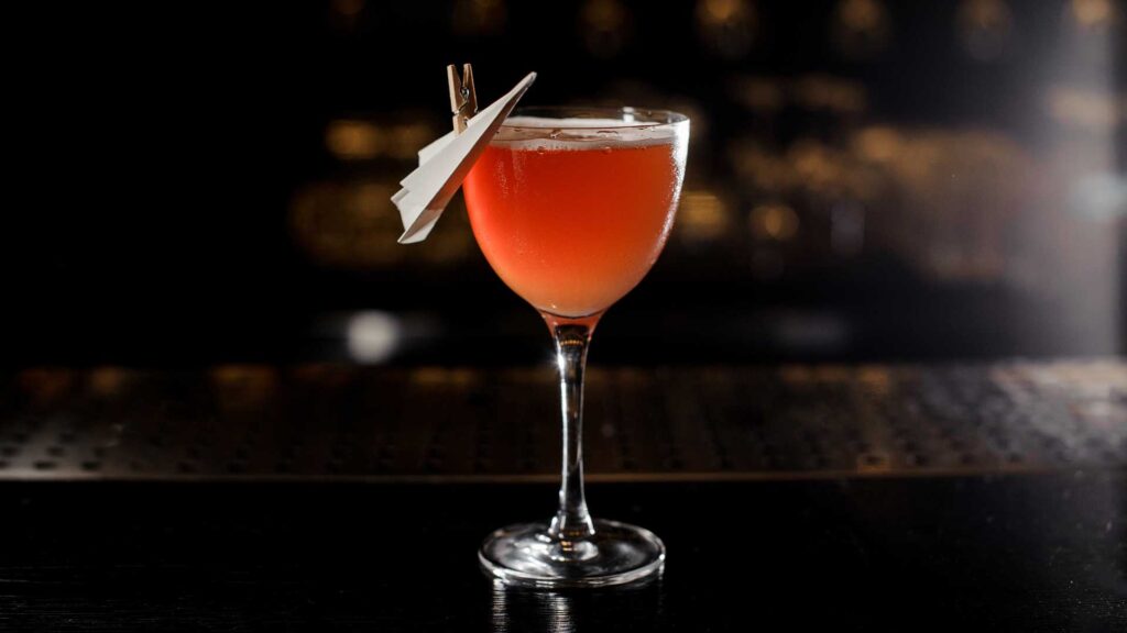 Paper-plane-cocktail-IBA-Coqtail-Milano
