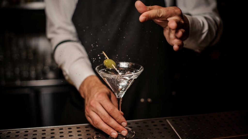 dieci-cocktail-classici-più-bevuti-al-mondo-Martini-Coqtail-Milano