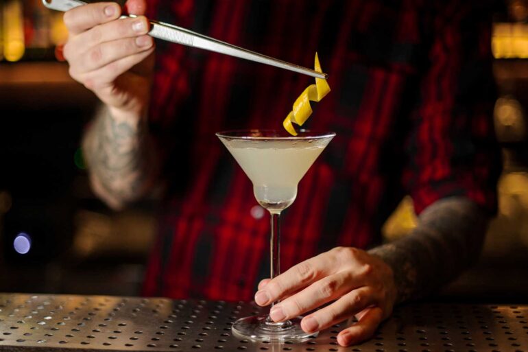 White-lady-cocktail-IBA-Harrys-Bar-Parigi-Coqtail-Milano