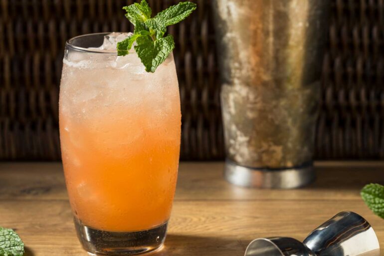 Rum-Punch-ricetta-Coqtail-Milano