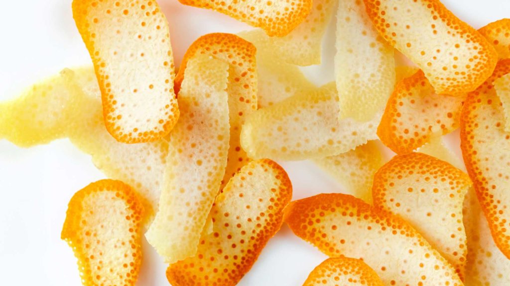 Garnish-cocktail-frizzante-limone-arancia-Coqtail-Milano