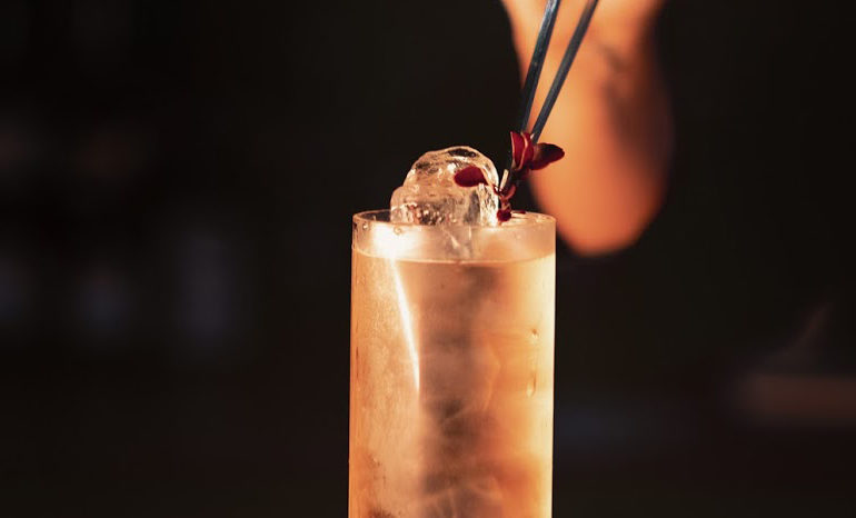 L'avenir est femme cocktail per Coco Chanel 50 anni dalla morte Coqtail Milano