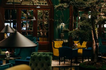 Mirror-Bar-Bratislava-Coqtail-Milano