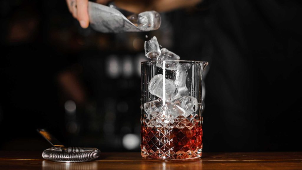 Negroni-Sbagliato-cocktail-italiani-Coqtail-Milano