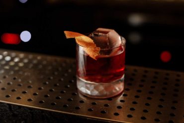 Cocktail-internazionali-IBA-ricetta-Boulevardier-Coqtail-Milano