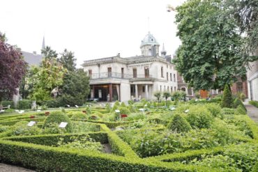 Giardino-delle-erbe-amari-Underberg-Coqtail-Milano