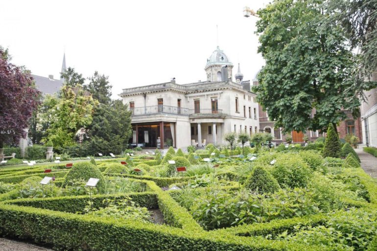 Giardino-delle-erbe-amari-Underberg-Coqtail-Milano