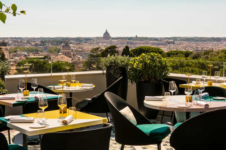 Apertivo-in-terrazza-a-Roma-sei-location-2021-Coqtail-Milano