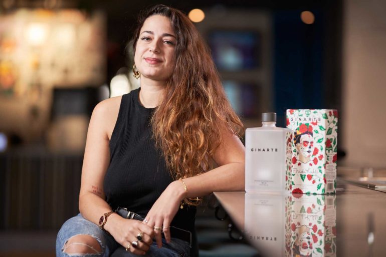 Carola-Abrate-l'arte-della-miscelazione-Coqtail-Milano-Ginarte