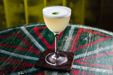 Che-cos-è-un-cocktail-sour-come-si-prepara-Coqtail-Milano