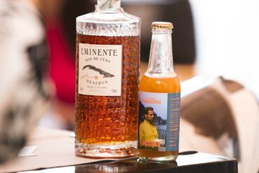 Fabrizio-Molteni-vince-como-lake-cocktail-week-2022-Coqtail-Milano