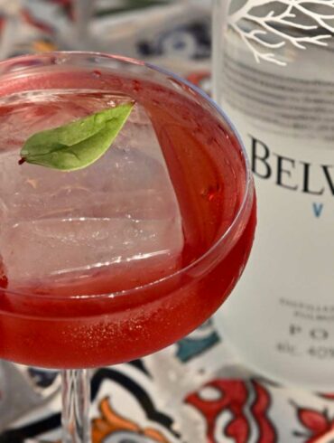 Mirto-in-Vacanza-signature-cocktail-Belvedere-Vodka-Coqtail-Milano