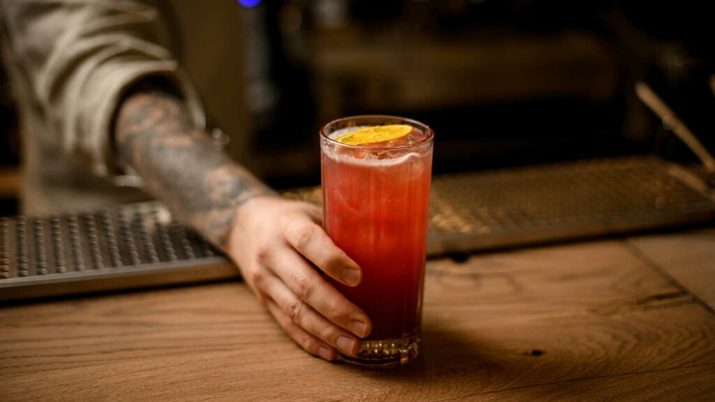 Russian-spring-punch-cocktail-bradsell-storia-ricetta-coqtail-milano