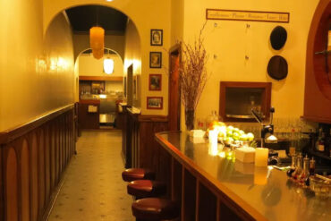 Milk & Honey Mahattan Sasha Petraske Coqtail Milano