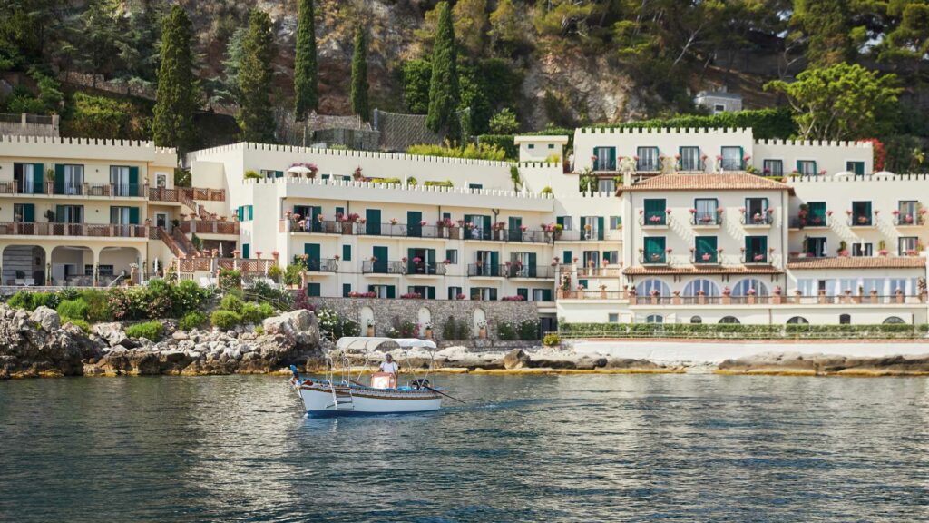 belmond-villa-sant'andrea-taormina-coqtail-milano