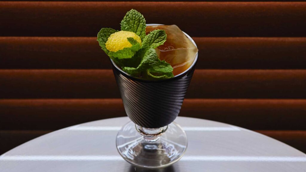 Dry-Wave-Bangkok-Coqtail