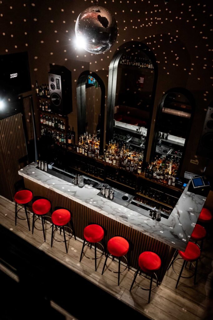 disco-cocktail-bar-reggio-emilia-coqtail