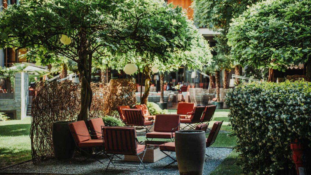 Bvlgari-Hotel-Milano-oasi-dell-aperitivo-milanese-Coqtail