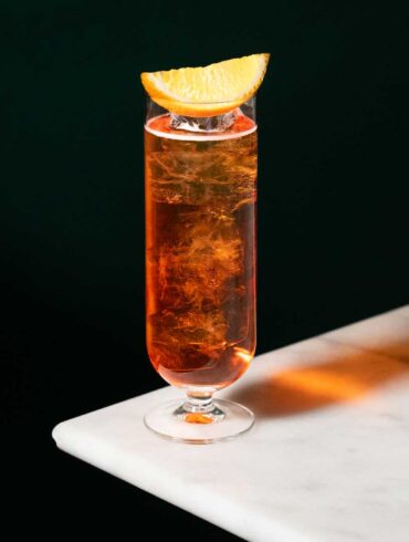 Drink-simbolo-Aperitivo-Italiano-Coqtail