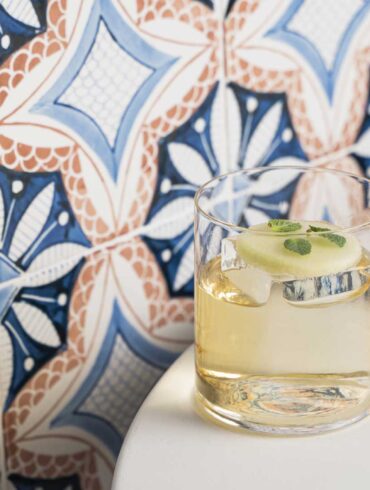 Giancarlo-s-Bamboo-cocktail-di-Cinquanta-con-Vista-Coqtail