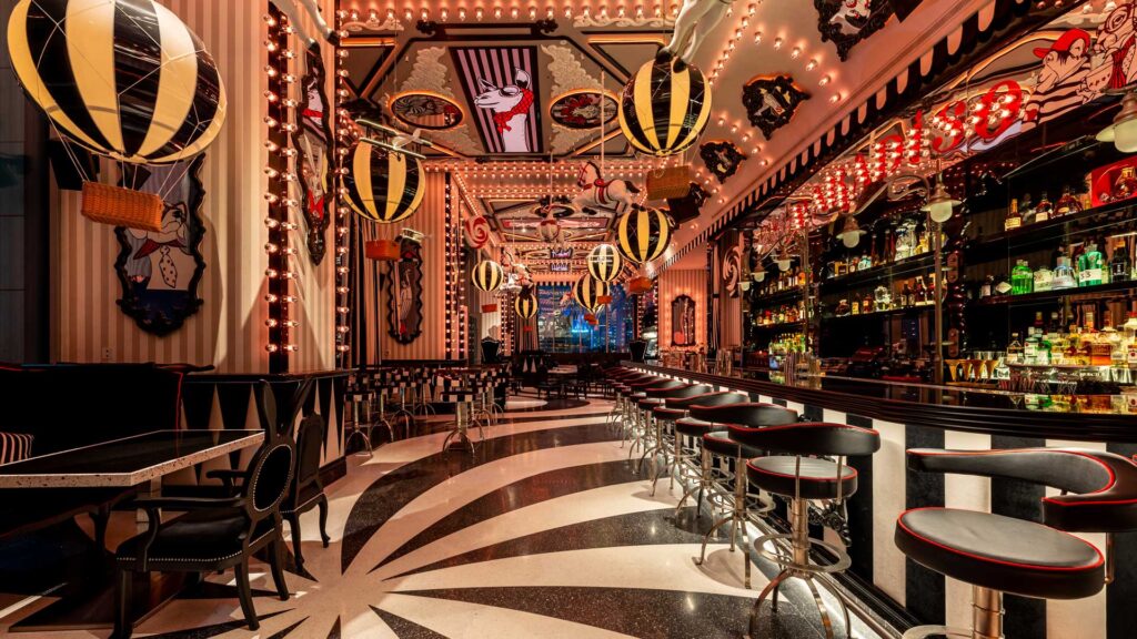 Gli-interni-di-Paradiso-Dubai-Coqtail