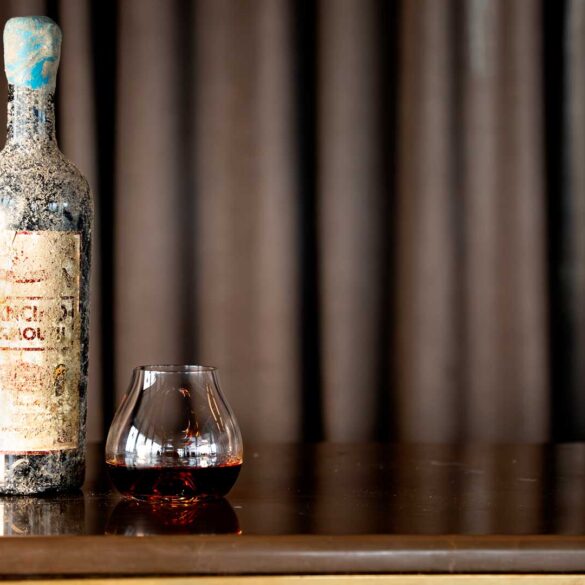 Mancino-marino-bottiglia-affinamento-coqtail