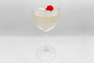 Vesper-Heritage-twist-martini-cocktail-dg-bistrot-coqtail