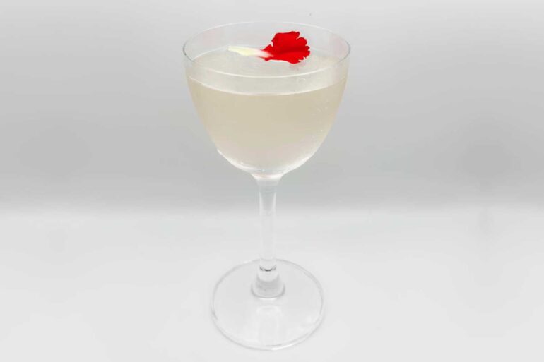 Vesper-Heritage-twist-martini-cocktail-dg-bistrot-coqtail