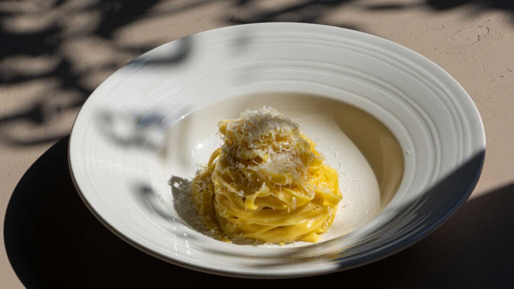 Nik’s-&-Co.-food-pairing-Coqtail