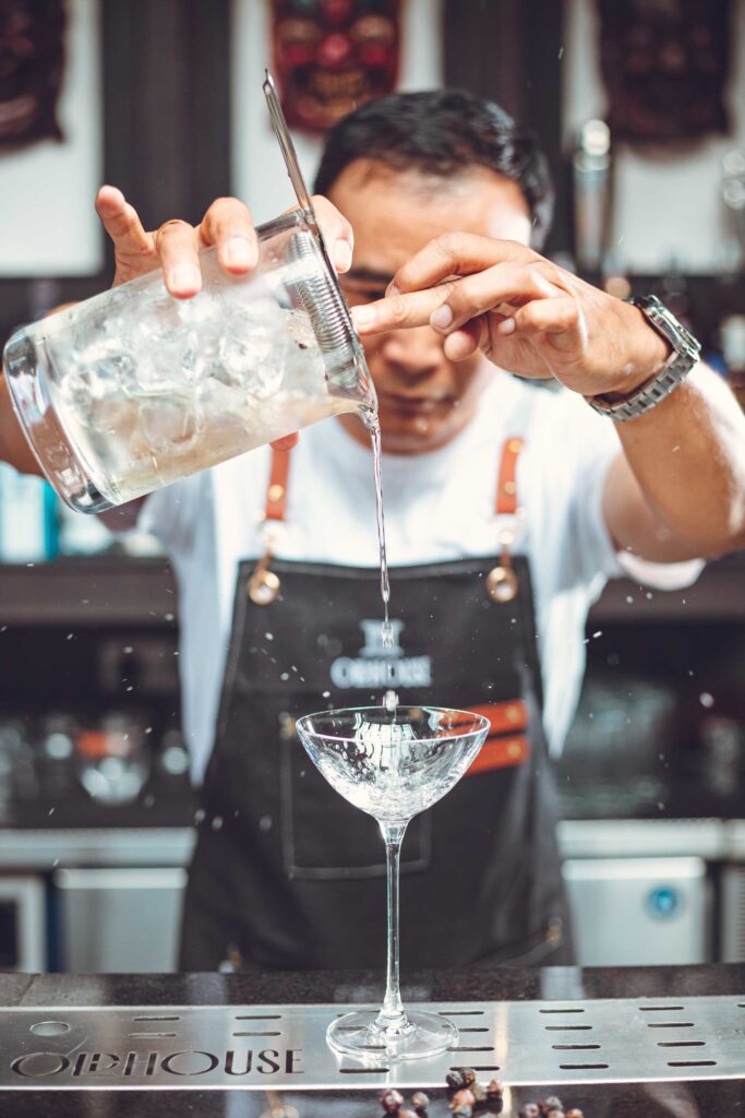 The-Old-House-cocktail-Coqtail