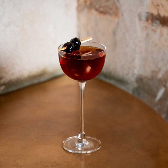 Widow's-Kiss-il-cocktail-della-vedova-Coqtail