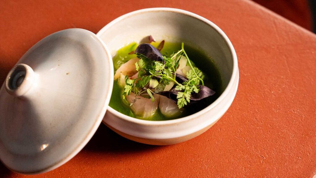 I-piatti-di-Tokuyoshi-fondono-diverse-culture-Coqtail