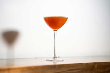 Japanese-cocktail-di-Jerry-Thomas-Coqtail
