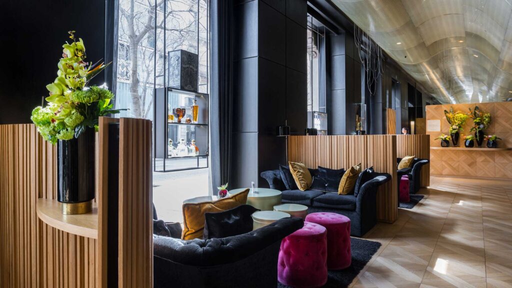 Monument-Hotel-Coqtail