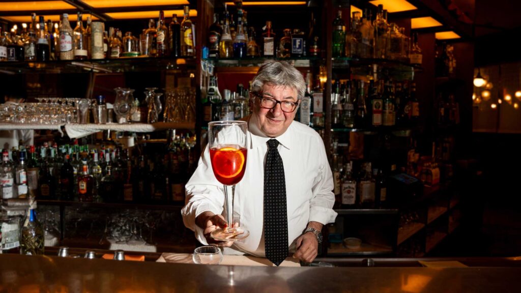 Storia-del-Negroni-sbagliato-Maurizio- Stocchetto-Coqtail