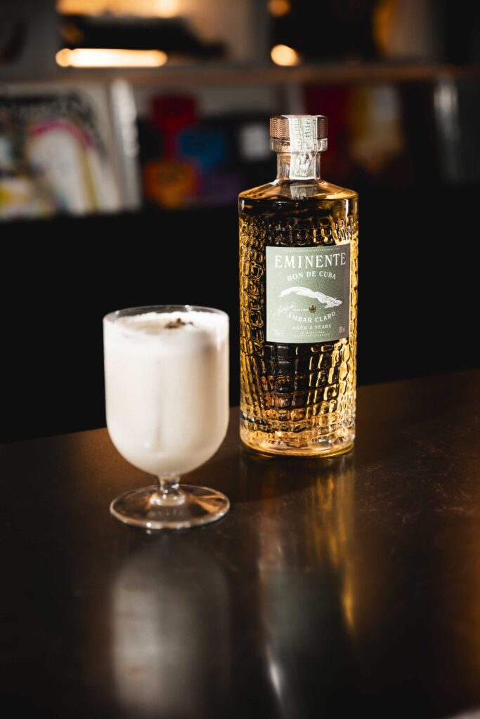 Tropic-Thunder-cocktail-Trisoux-Eminente-Coqtail