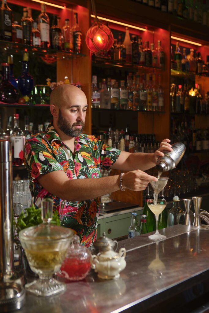 Volare-celebra-il-bar-italiano-degli-anni-Sessanta-Coqtail