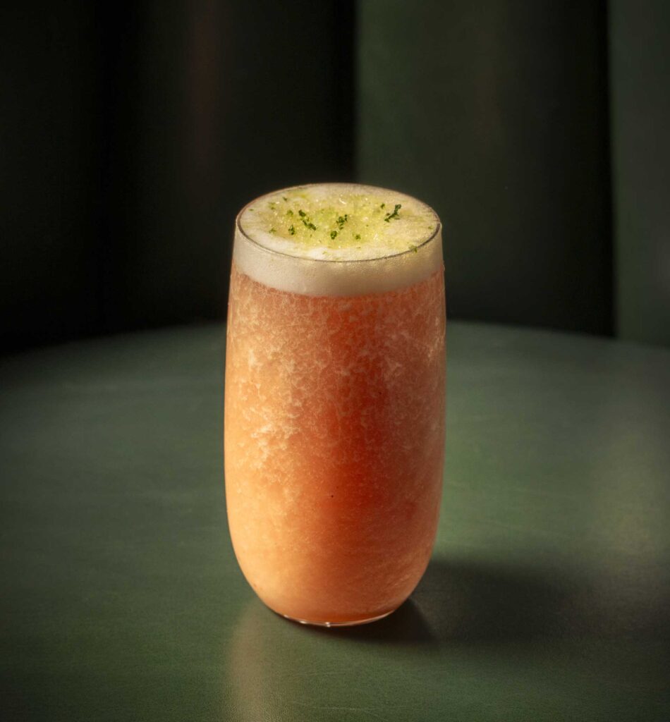 Bellini-Colada-della-drink-list-Our-Way-Coqtail