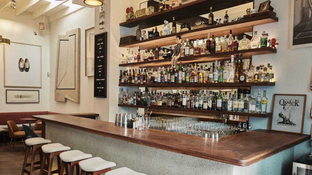 Cocktail-e-bancone-di-Rafael-in-Perù-Coqtail