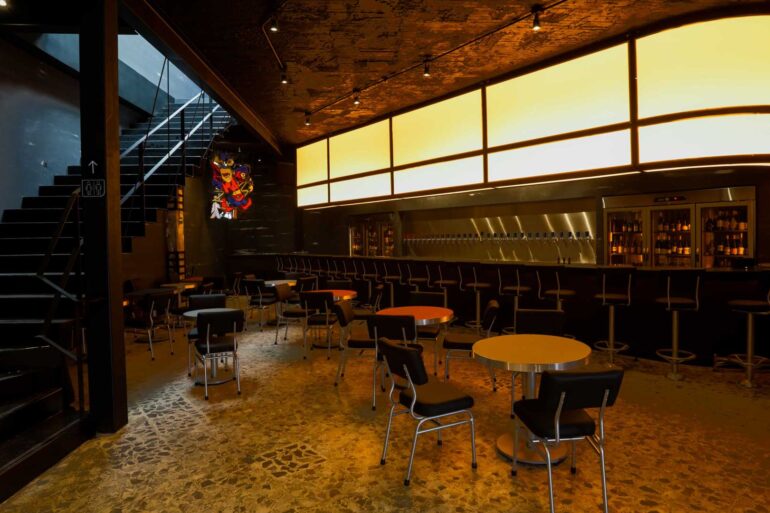 Outline-il-rivoluzionario-locale-Messicano-Coqtail