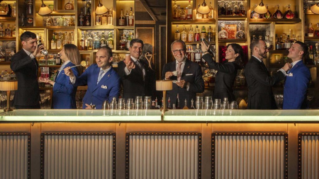 Team-del-Donovan-Bar-Coqtail