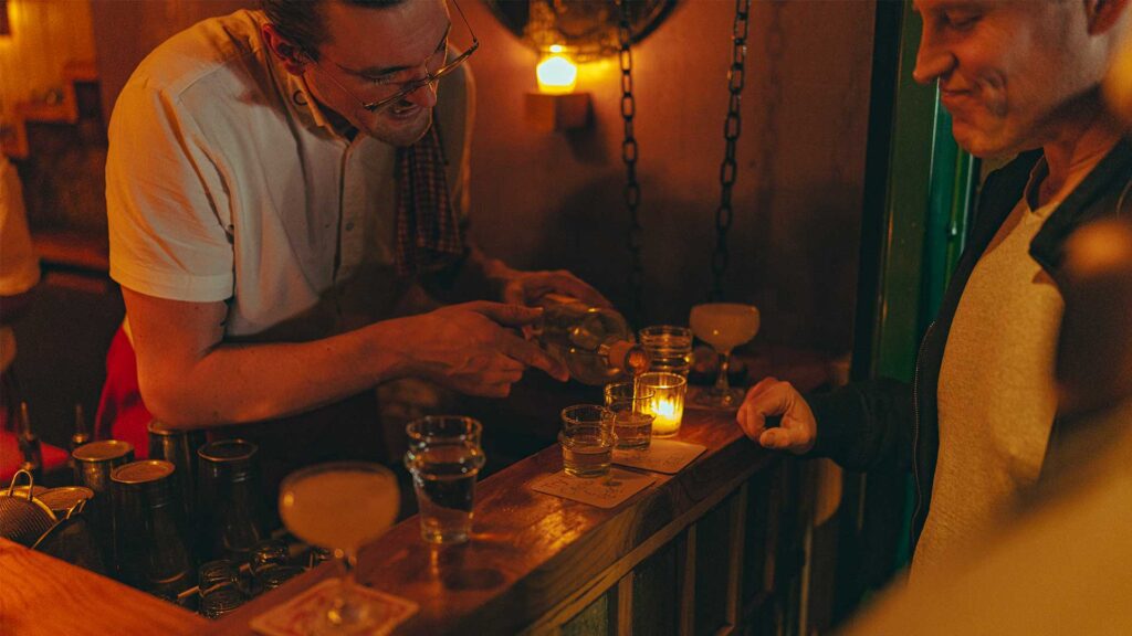 Cantina-OK-Sydney-bancone-Ageo-Felipe-Cortes-Coqtail