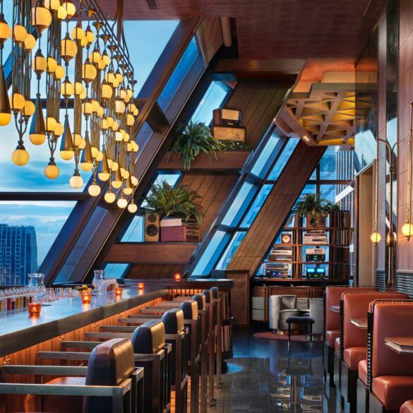 Hidden-ba-Lennon-s-Bar-Coqtail