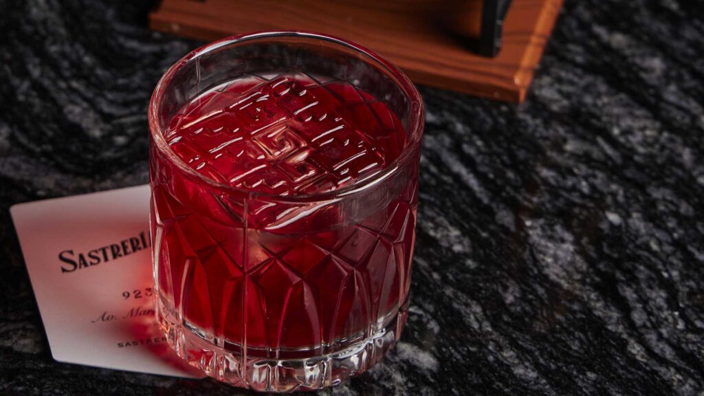 Capuz-cocktail-semi-dry-a-base-di-whisky-Coqtail