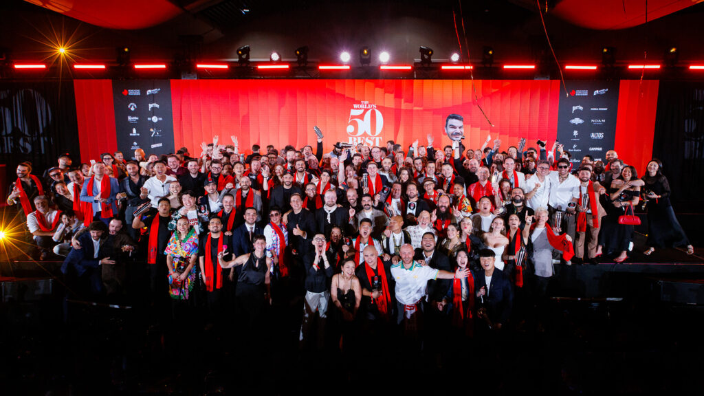 Cerimonia-50-best-bars-Hong-Kong-Coqtail