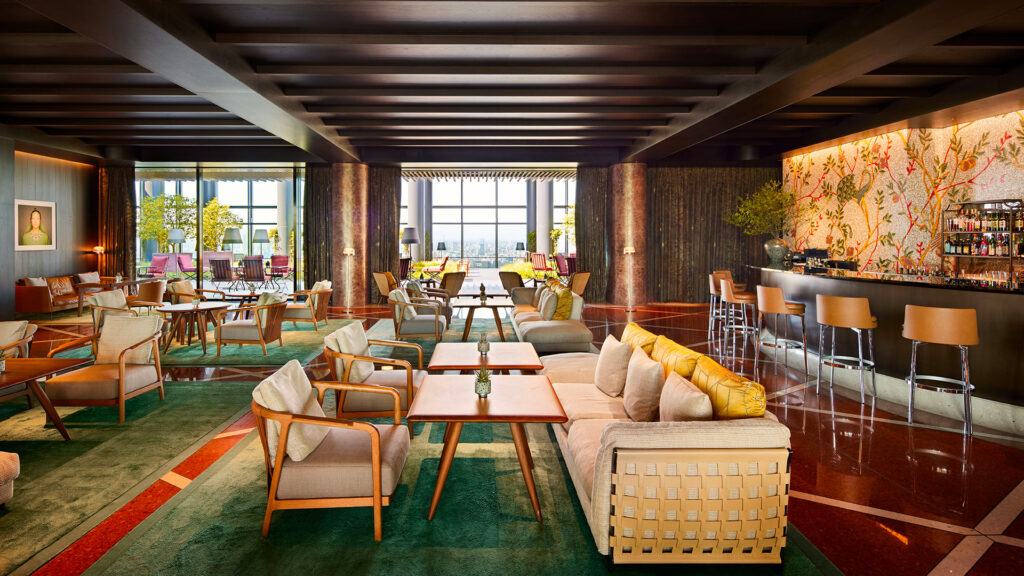 Coqtail-a-Tokyo-Bvlgari-Hotel-coqtail