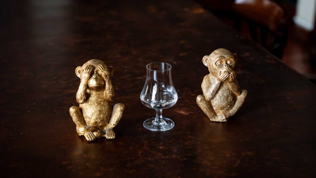 Distillati-senza-nome-che-sfuggono-alle-regole-Coqtail