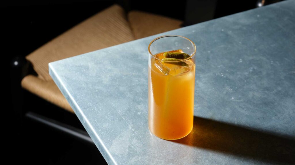 Il-cocktail-Diablero-a-base-di-mezcal-Cqotail